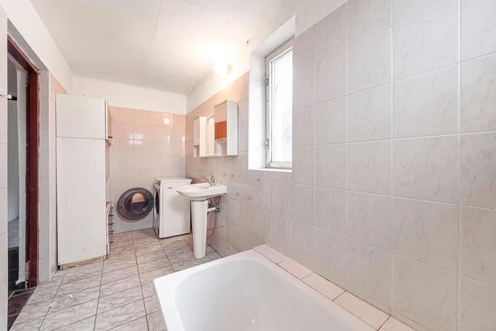 Prodej rodinného domu, Buš, 372 m2