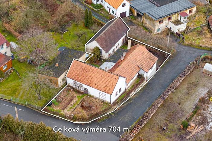 Prodej rodinného domu, Buš, 372 m2