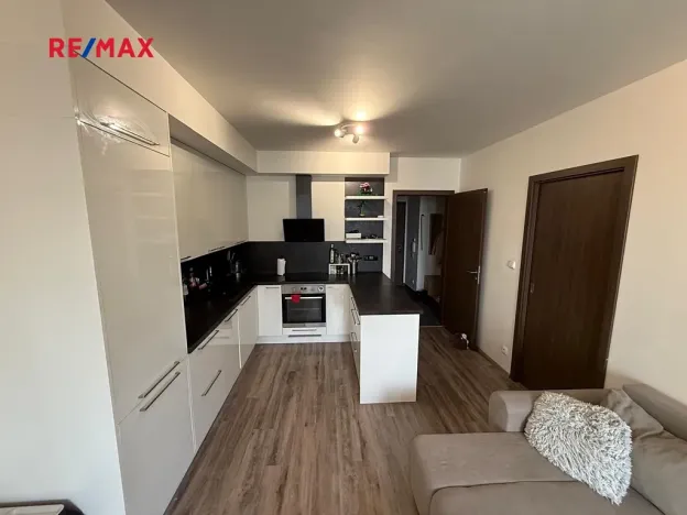 Pronájem bytu 2+kk, Praha - Hlubočepy, náměstí Olgy Scheinpflugové, 54 m2