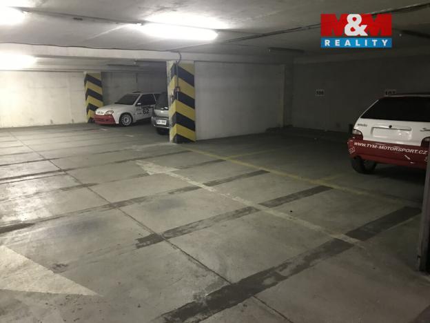 Pronájem garážového stání, Praha - Krč, Štúrova, 16 m2