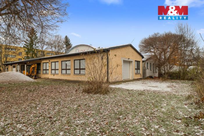 Pronájem obchodního prostoru, Kladno, Kordačova, 350 m2