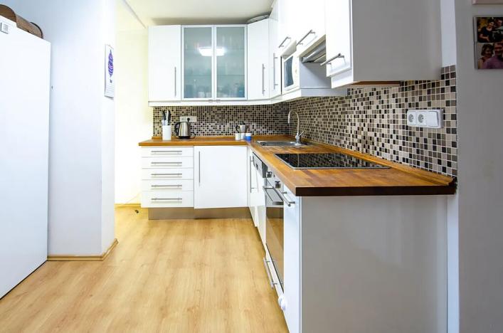 Pronájem bytu 2+kk, Hradec Králové, třída Karla IV., 69 m2