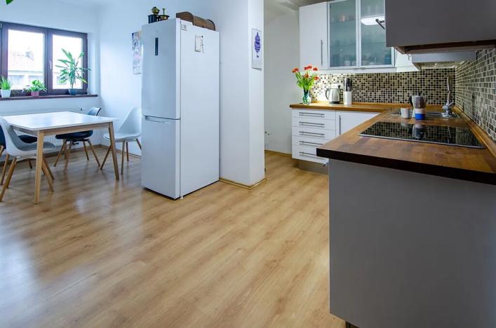 Pronájem bytu 2+kk, Hradec Králové, třída Karla IV., 69 m2