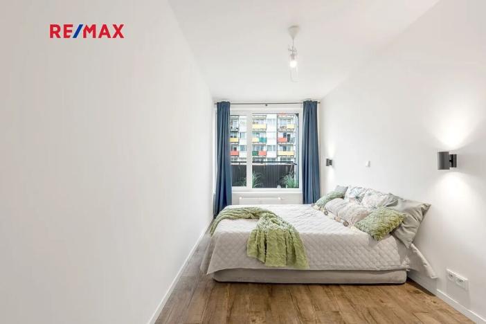 Pronájem bytu 2+kk, Praha - Vysočany, Pod Harfou, 55 m2