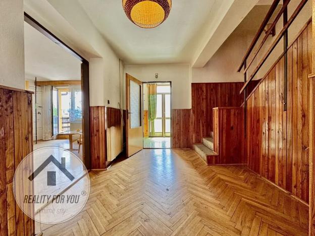 Prodej rodinného domu, Rovensko pod Troskami, Riegrova, 220 m2