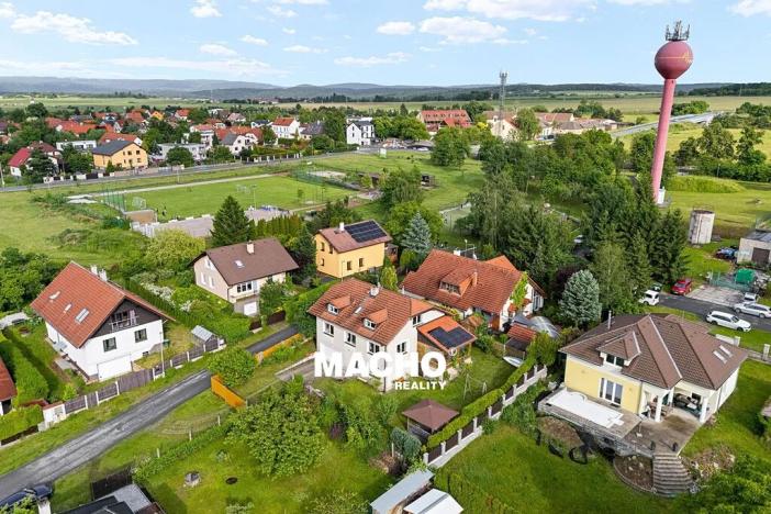 Prodej rodinného domu, Řitka, U vodojemu, 333 m2