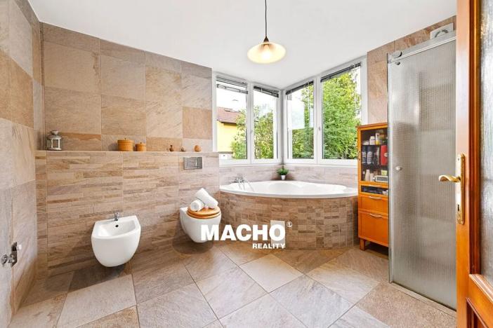 Prodej rodinného domu, Řitka, U vodojemu, 333 m2