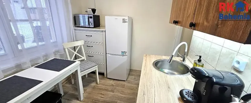 Pronájem bytu 1+1, Luštěnice, 34 m2