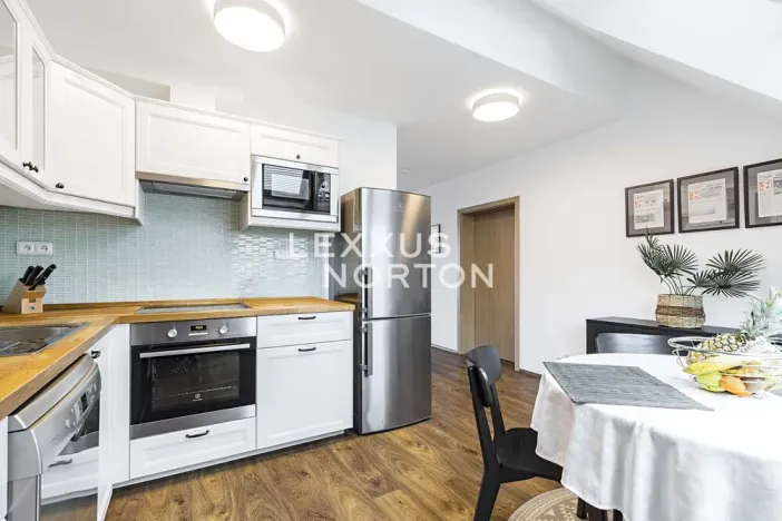 Prodej bytu 3+kk, Praha - Holešovice, Dělnická, 104 m2