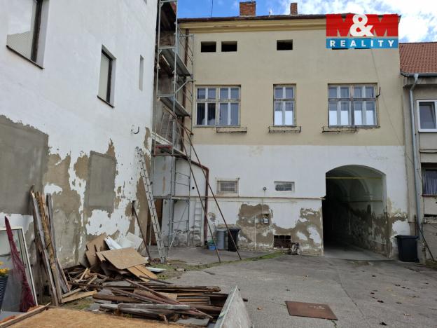 Prodej činžovního domu, Jaroslavice, Náměstí, 420 m2