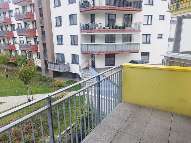 Pronájem bytu 1+kk, Praha - Modřany, Soukalova, 35 m2