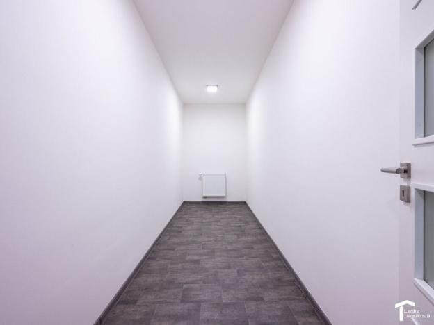 Pronájem bytu 2+kk, Pardubice - Zelené Předměstí, Sladkovského, 90 m2