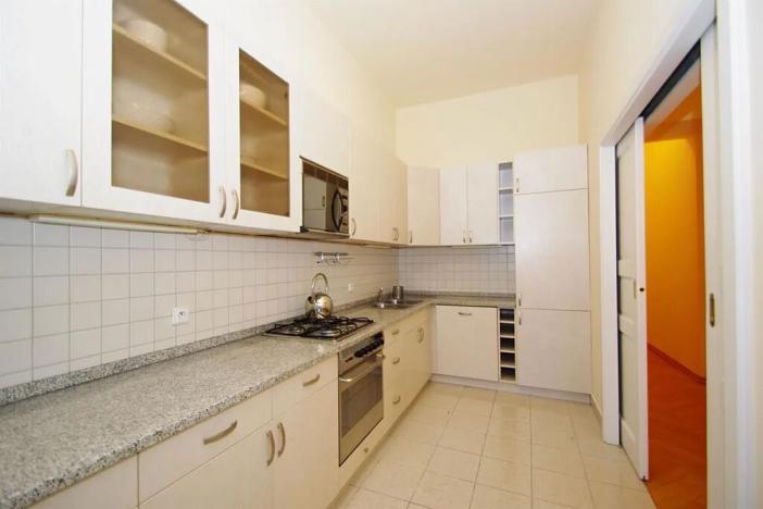 Pronájem bytu 3+1, Praha - Vinohrady, Polská, 105 m2