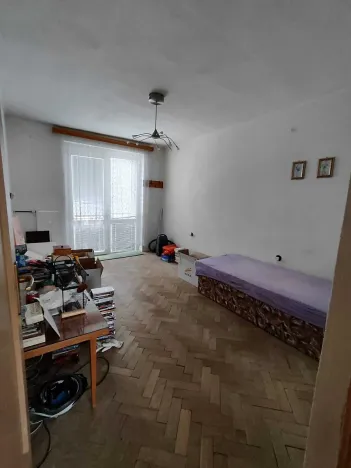 Prodej bytu 3+1, Ostrov, Seifertova, 60 m2