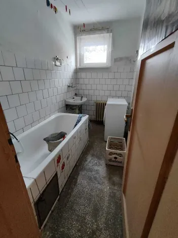 Prodej bytu 3+1, Ostrov, Seifertova, 60 m2