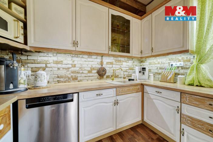 Prodej rodinného domu, Broumov, 183 m2