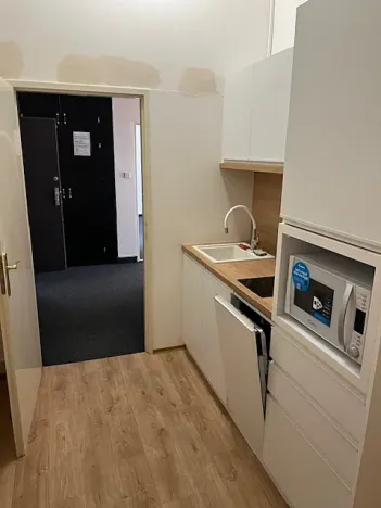 Pronájem kanceláře, Praha - Žižkov, Tovačovského, 86 m2