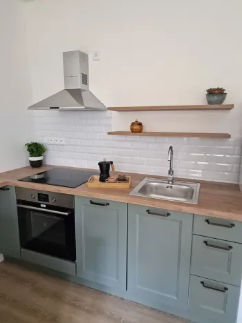 Pronájem bytu 2+kk, Praha - Smíchov, Křížová, 42 m2