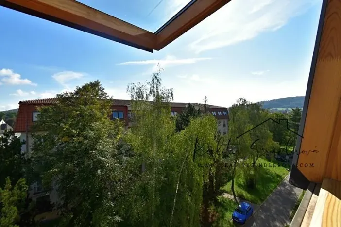 Prodej bytu 2+1, Hranice, Obránců míru, 60 m2