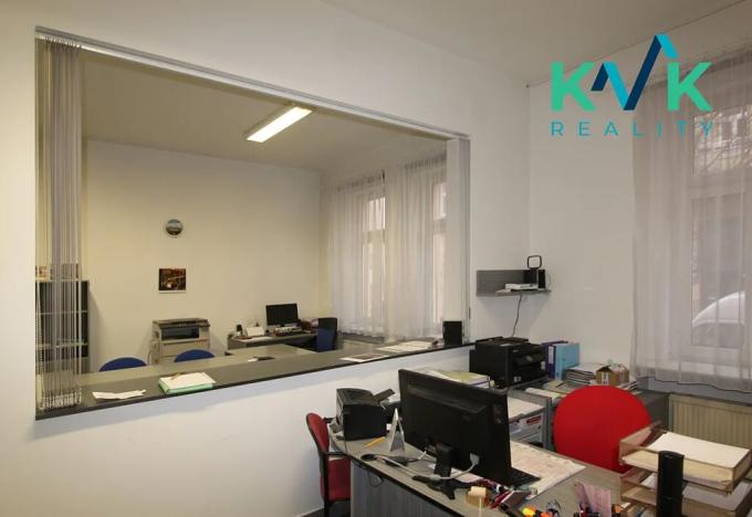 Pronájem kanceláře, Karlovy Vary, K. Čapka, 60 m2