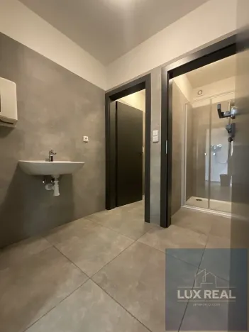 Pronájem kanceláře, Brno, Úlehlova, 110 m2