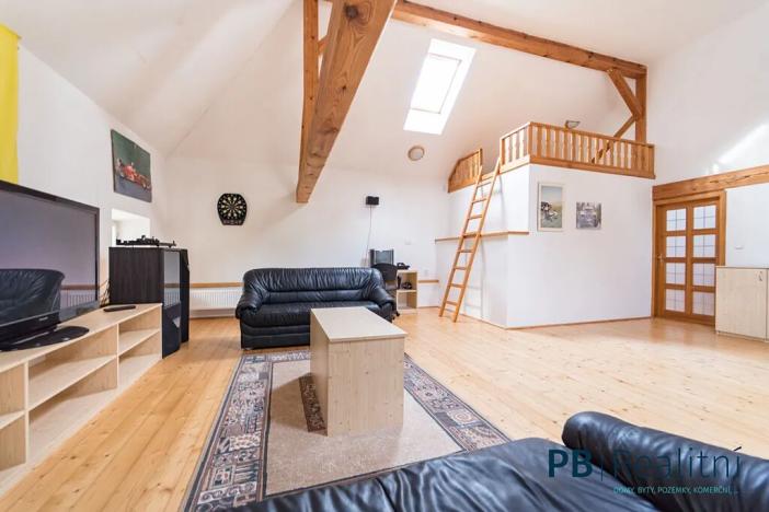 Prodej rodinného domu, Křemže, 450 m2