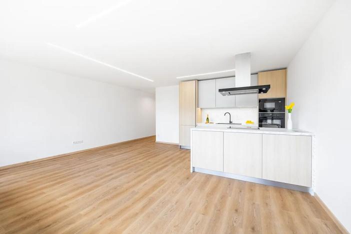 Prodej bytu 3+kk, Praha - Prosek, Vysočanská, 82 m2