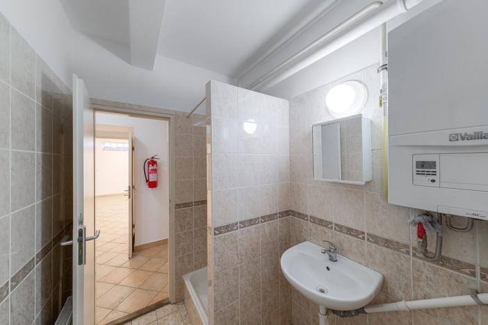 Pronájem obchodního prostoru, Ostrava - Mariánské Hory, 28. října, 83 m2