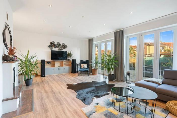 Pronájem rodinného domu, Praha - Kbely, Divišova, 187 m2