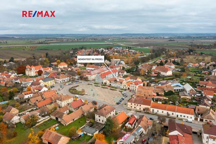 Prodej činžovního domu, Dašice, náměstí T. G. Masaryka, 957 m2