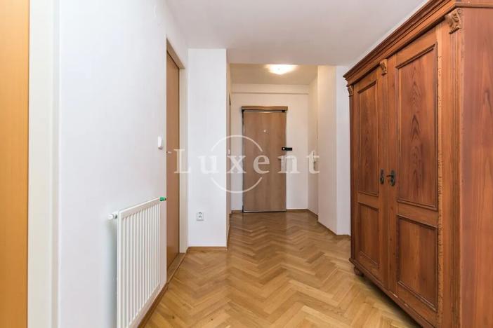 Pronájem bytu 2+kk, Praha - Holešovice, Dělnická, 63 m2
