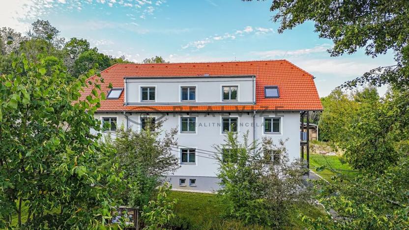 Prodej apartmánu, Lipno nad Vltavou, 620 m2