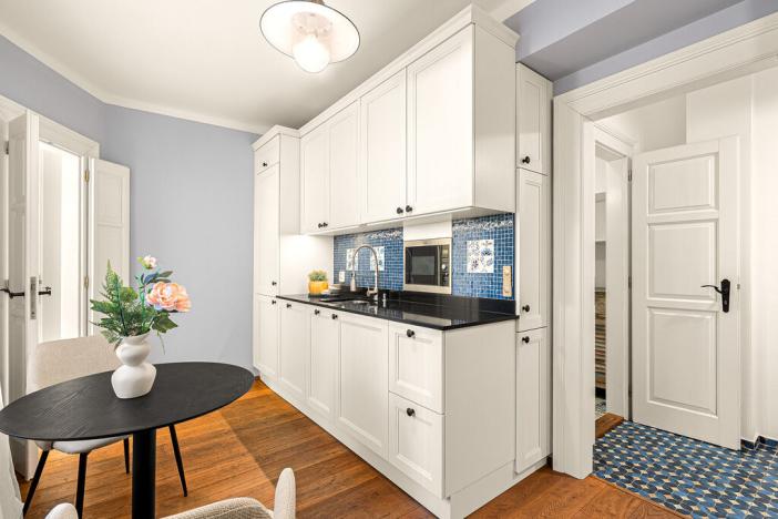 Prodej bytu 2+1, Praha - Malá Strana, Zámecká, 47 m2