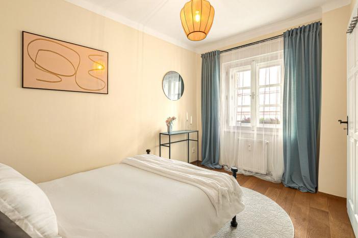 Prodej bytu 2+1, Praha - Malá Strana, Zámecká, 47 m2