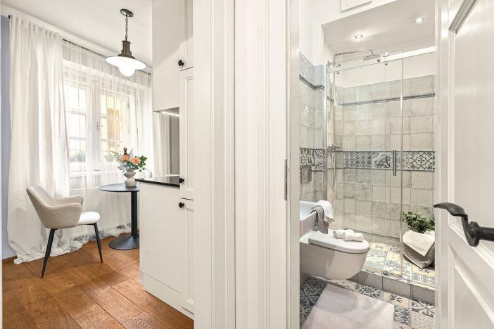 Prodej bytu 2+1, Praha - Malá Strana, Zámecká, 47 m2