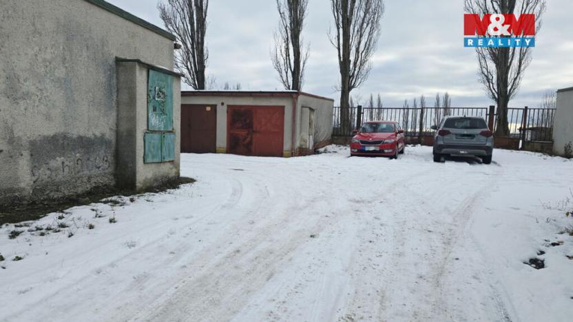 Prodej garáže, Slaný, 18 m2