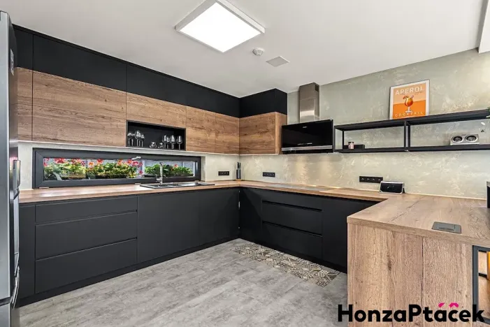 Prodej rodinného domu, Tuhaň, 147 m2