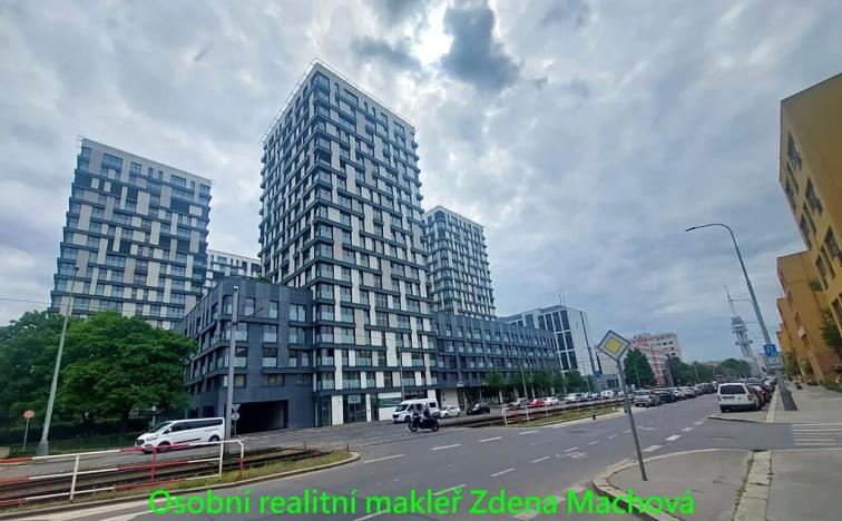 Pronájem bytu 1+kk, Praha - Žižkov, Olšanská, 33 m2