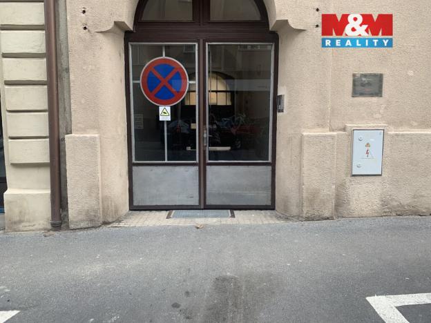 Pronájem obchodního prostoru, Praha - Vinohrady, Sarajevská, 79 m2