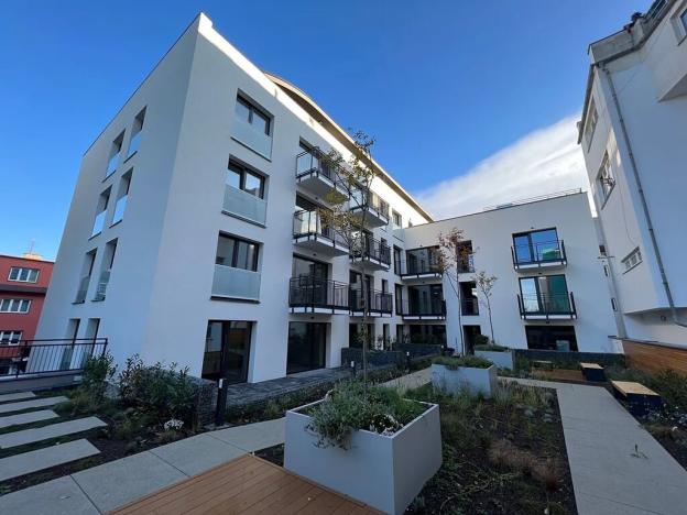 Pronájem bytu 2+kk, Plzeň, Na Jíkalce, 57 m2