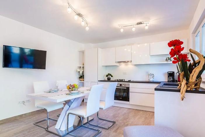 Prodej rodinného domu, Medulin, Chorvatsko, 120 m2