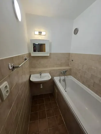 Pronájem bytu 2+1, Brno, Strnadova, 62 m2