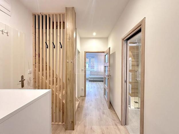 Pronájem bytu 2+kk, Praha - Strašnice, Prusická, 46 m2