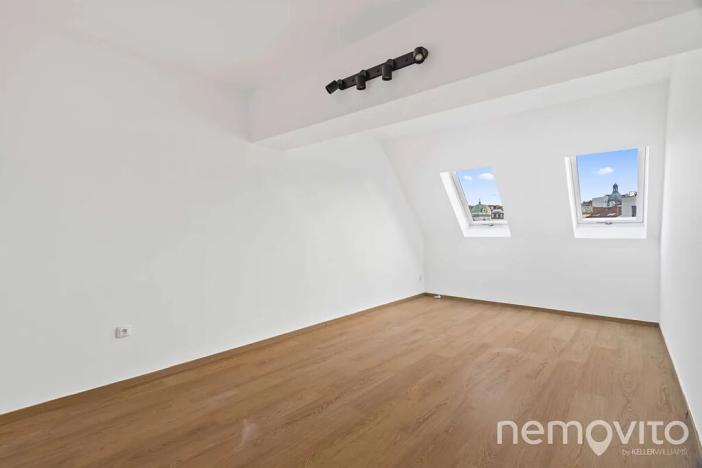 Pronájem bytu 3+kk, Praha - Žižkov, Roháčova, 89 m2