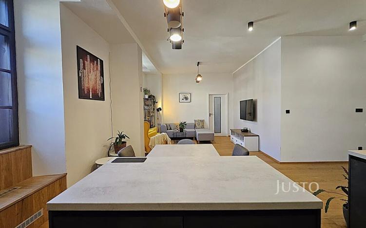 Prodej bytu 4+kk, Písek, Velké náměstí, 113 m2