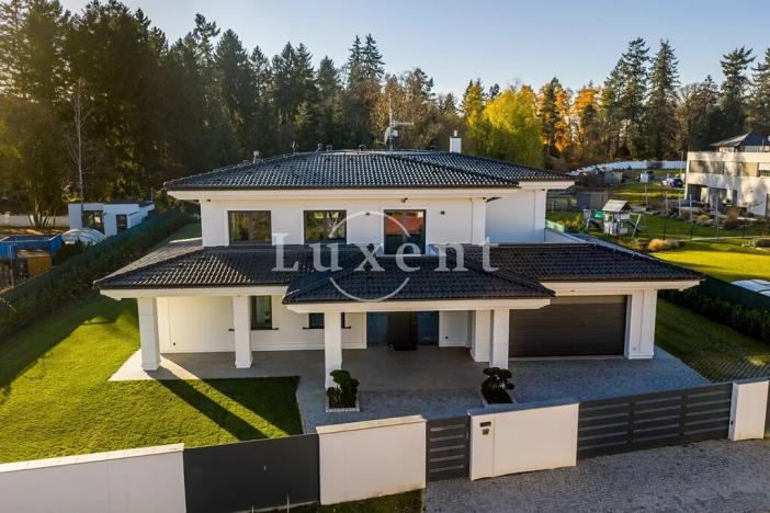 Prodej rodinného domu, Průhonice, Růžová, 590 m2