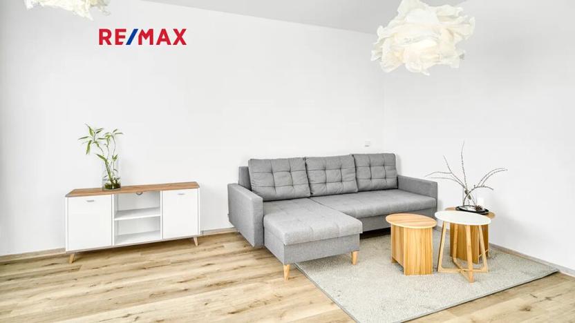 Pronájem bytu 2+1, Stráž pod Ralskem, Jižní, 54 m2