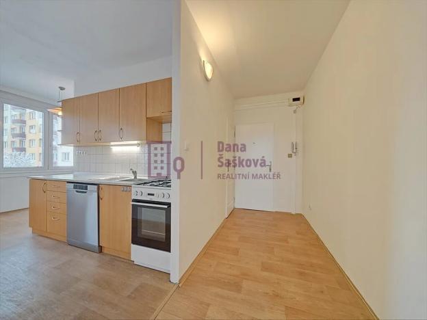 Pronájem bytu 3+1, Jindřichův Hradec, sídliště Vajgar, 61 m2