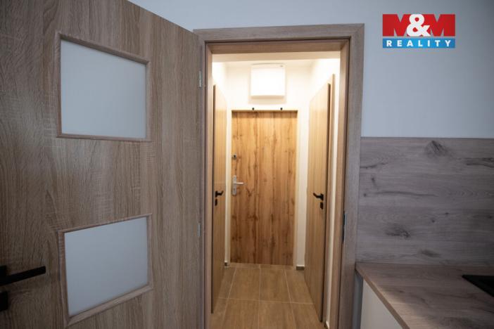 Pronájem bytu 1+kk, Pardubice - Svítkov, U Trojice, 24 m2