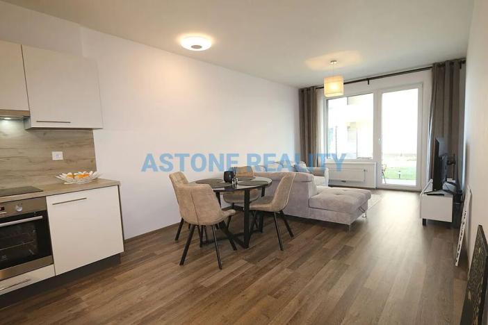 Prodej bytu 2+kk, Praha - Strašnice, Zvěřinova, 121 m2